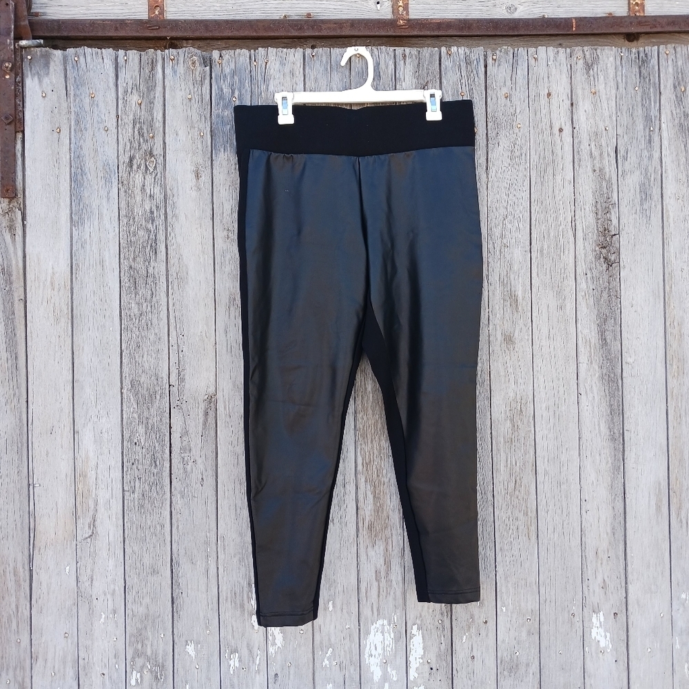 Torrid Black Faux Leather‎ Ponte Pixie Pant Sz 1 Plus 1X Stretchy Comfy 14/16